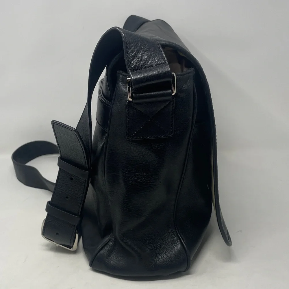 Cole Haan Leather Messenger Bag🖤